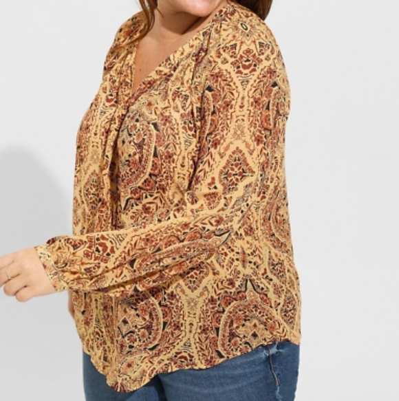 torrid Tops - 2224 * Torrid Crinkle Chiffon Raglan Tie Front Blouse Medallion Size 2X